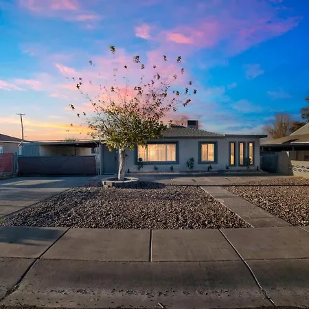 Henderson Luxe Retreat Villa